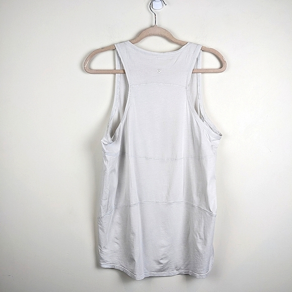 LULULEMON Back in Action Tank size 8 white muscle tank loose fit - Picture 4 of 12